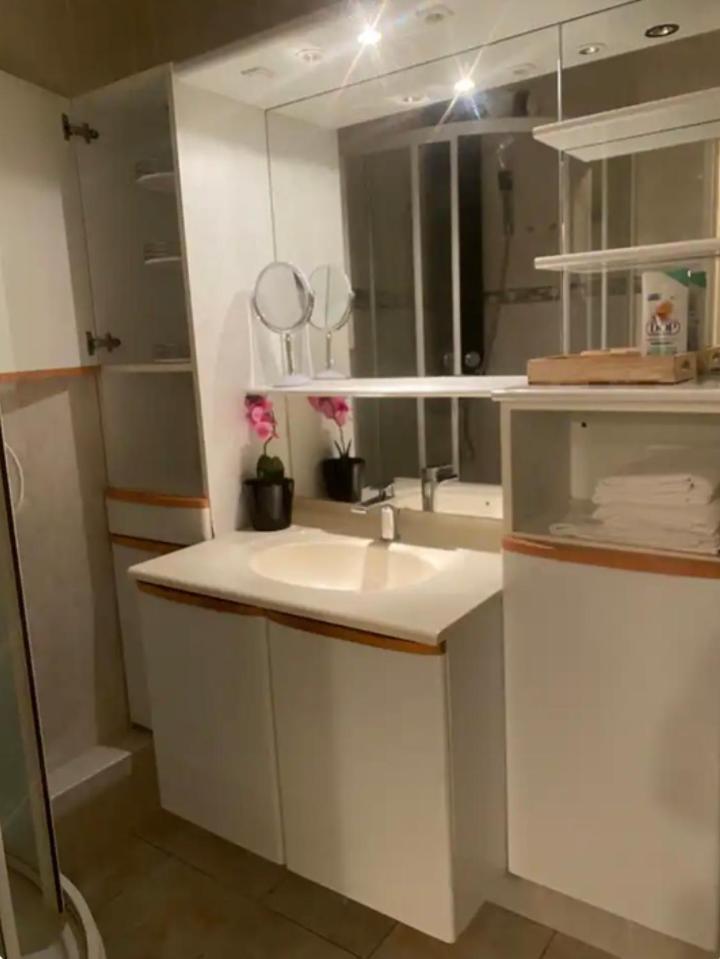 Appartement 85M2 La Defense, Free Parking,Balcony Courbevoie Exteriör bild